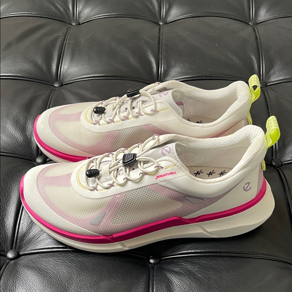 Ecco Women's Walking Shoes